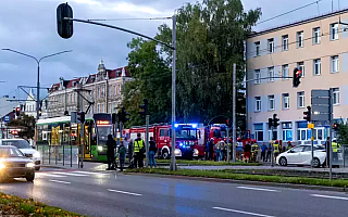 Wypadek na przejściu dla pieszych w Elblągu. Jedna osoba wciąż przebywa w szpitalu